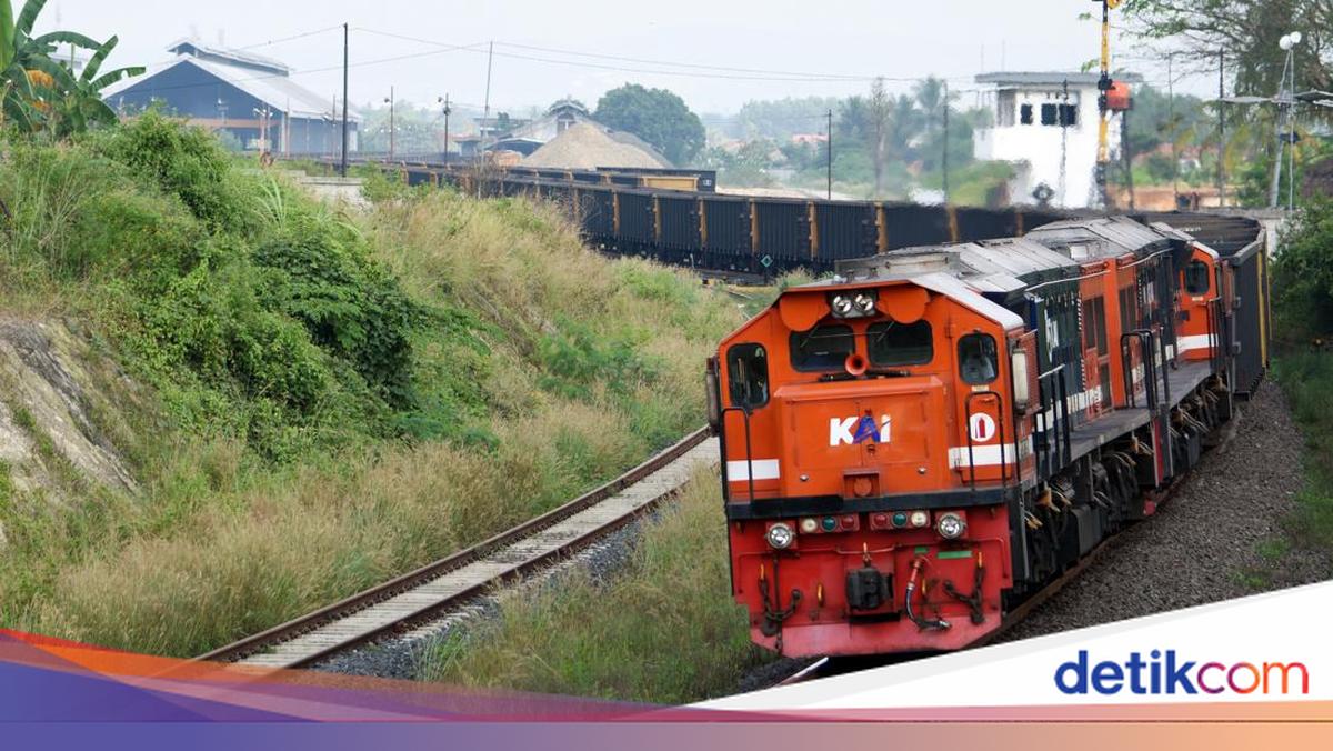 Dua Kereta Batu Bara Tabrakan di OKU Sumatera Selatan, Gerbong Terguling Tutup Jalur Talangbaru