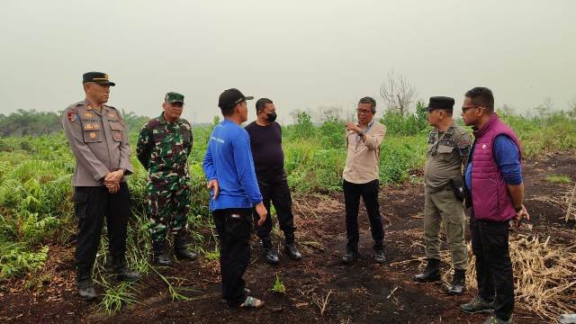 Karhutla Kubu Raya Padam Usai Sepekan Hujan, Sahli Kapolri Tinjau Lahan Bekas Terbakar