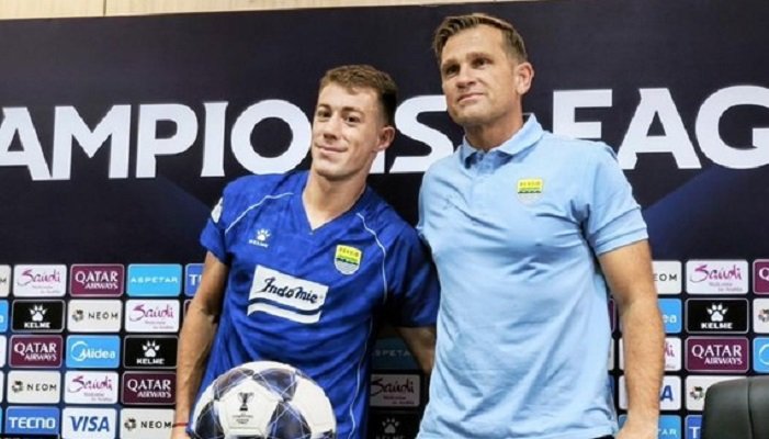 Persib Kalahkan Cong-Viettel 1-0 di Jalak Harupat, Igor Tolic Sebut Suasana Ruang Ganti Jadi Kunci