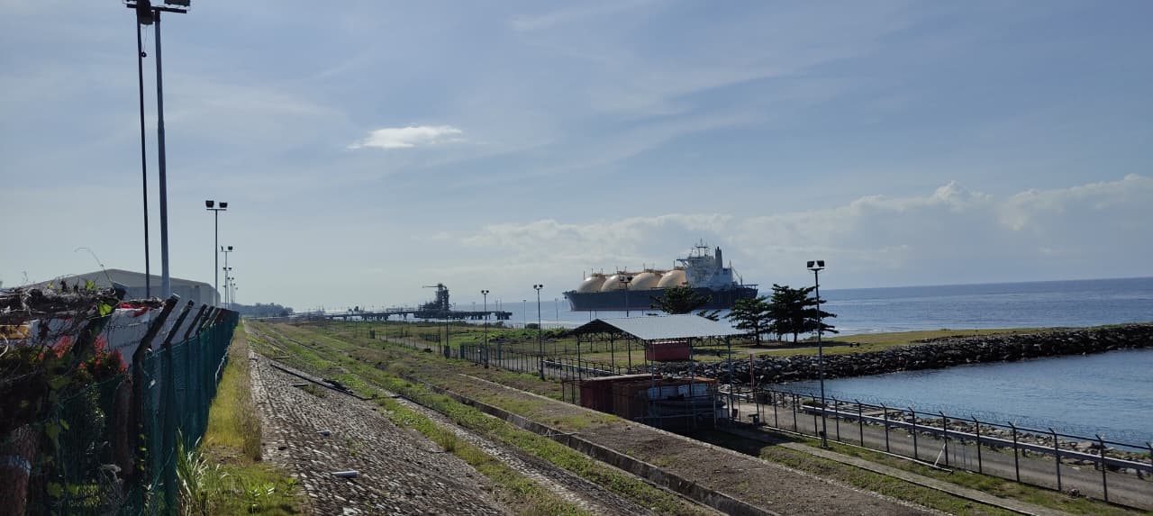 Kontrak Ekspor DSLNG Habis 2027, Gas 2 Juta Ton Dialihkan ke PLN-PGN