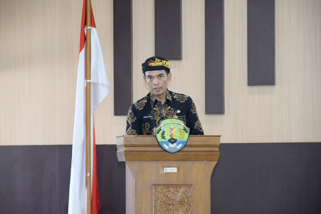 Sekprov Kaltara Kukuhkan Risdianto sebagai Ketua FORSESDASI Komwil Kaltara 2025-2028