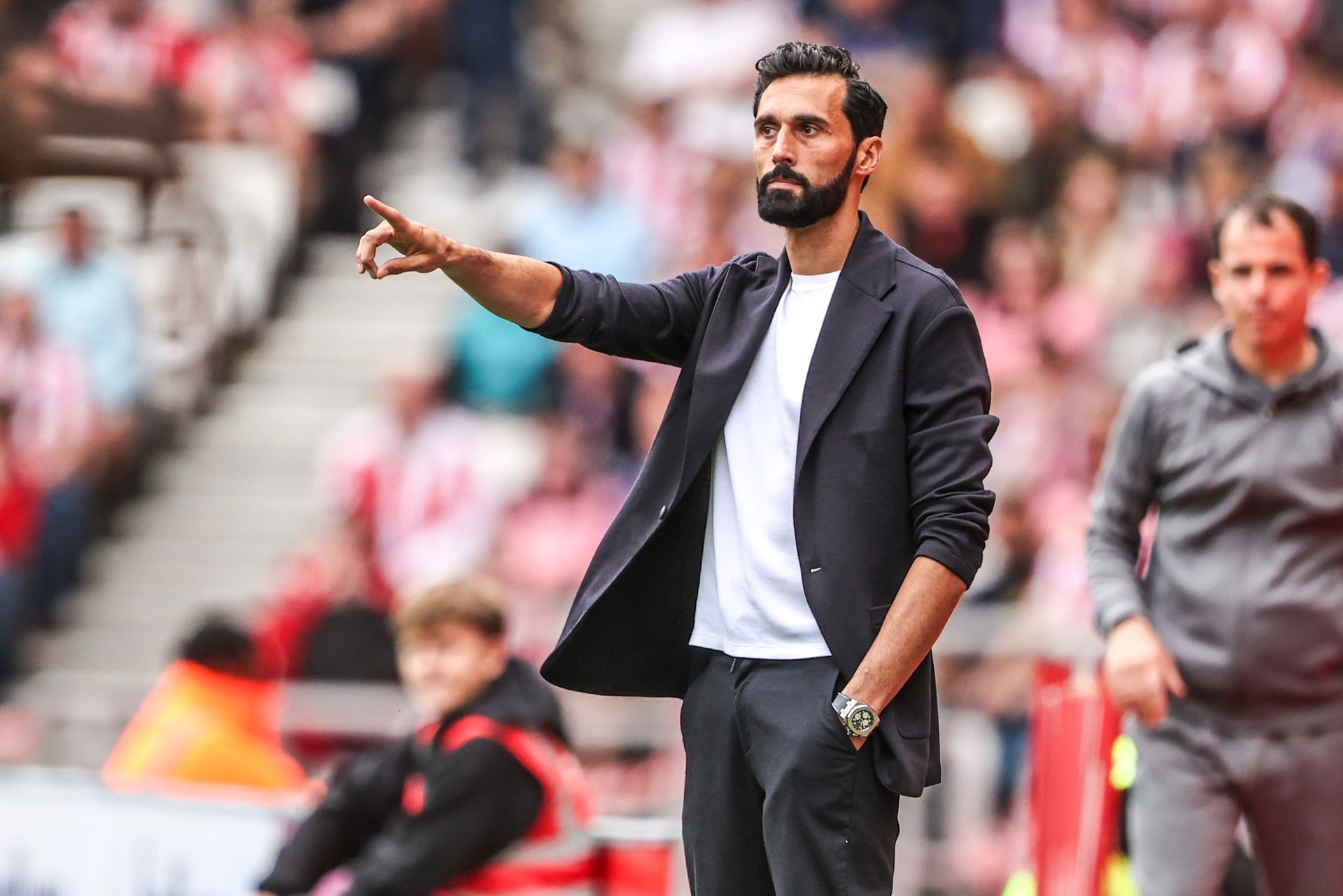 Louis Saha: Fulham Jangan Pecat Arbeloa, Terlalu Dini untuk Panik