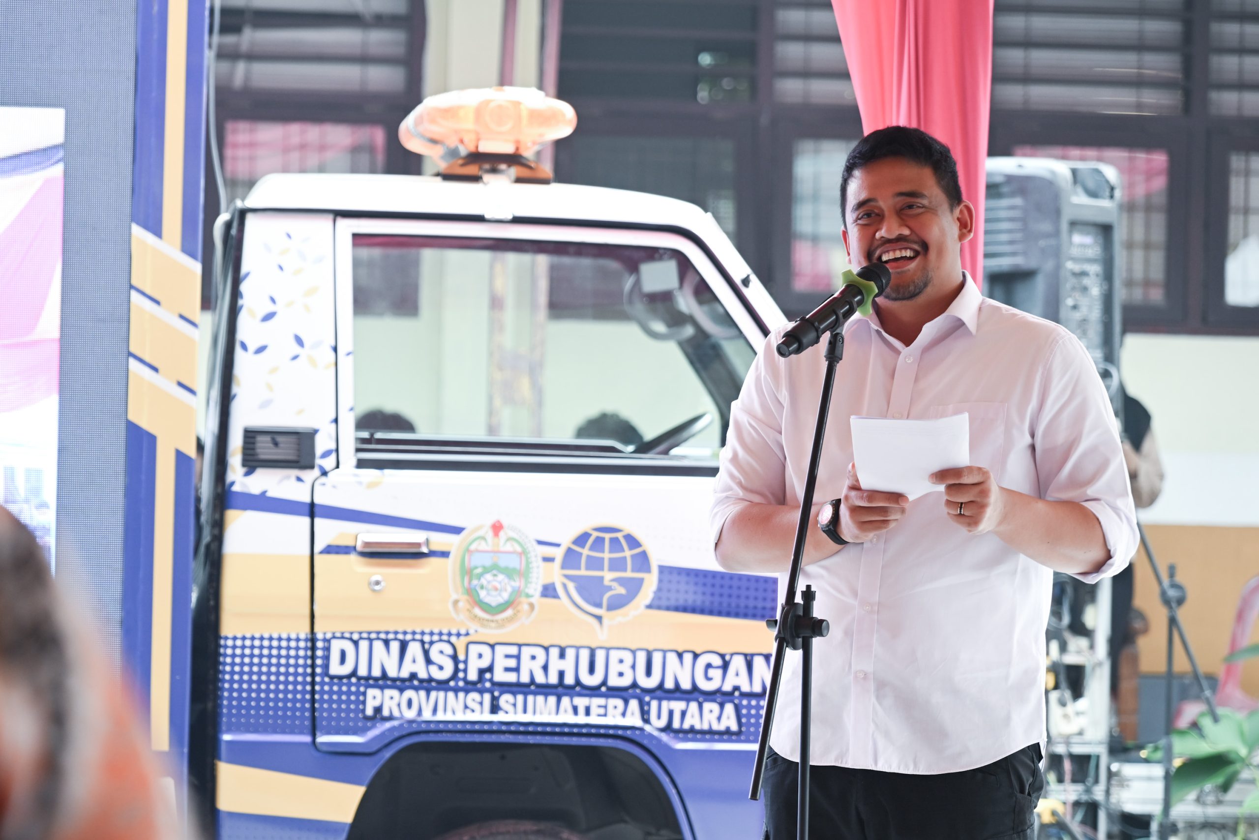 Kabut Asap Selimuti Sumut, Gubernur Bobby Nasution Perintahkan PJJ SMA-SMK-SLB Mulai 16 Oktober 2026