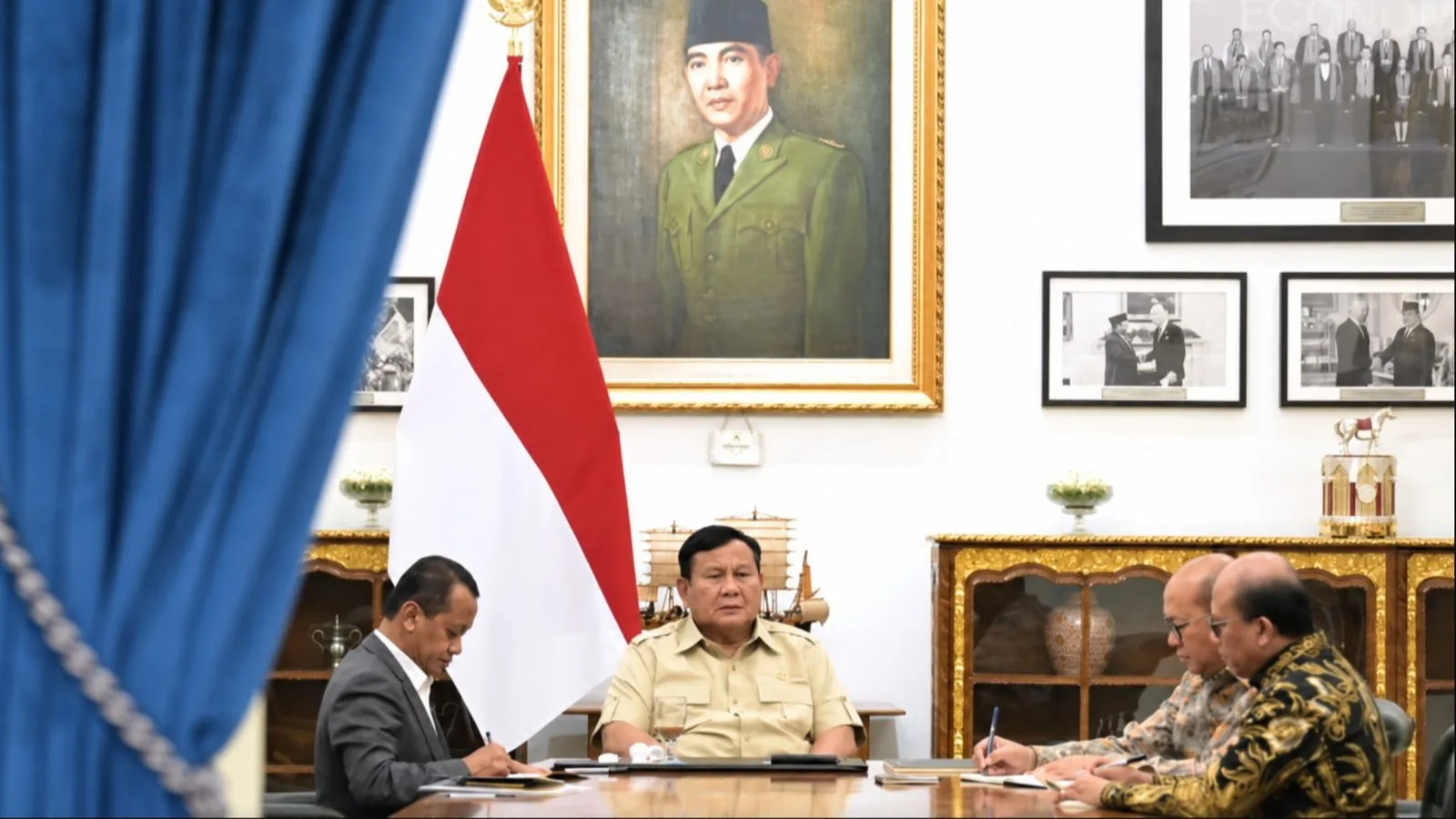 Prabowo Minta PLN Rombak Model Bisnis dan Pangkas Subsidi Listrik