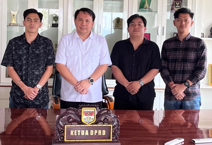 IPPMA MITRA Dorong Perda Beasiswa di Minahasa Tenggara, Audiensi dengan Ketua DPRD Chris Rumansi