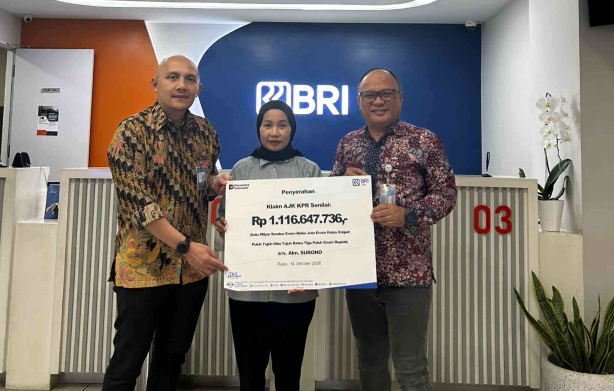 BRI Life Lunasi Sisa KPR Rp1,11 Miliar Nasabah di Bandung, Ahli Waris Tak Lagi Tanggung Utang
