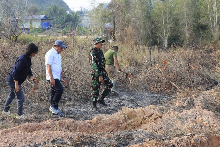 Jalan Baru 2,5 Km Tembus Pantai Amal Tarakan Dibuka, Asrin Saleh Puji Gotong Royong TNI