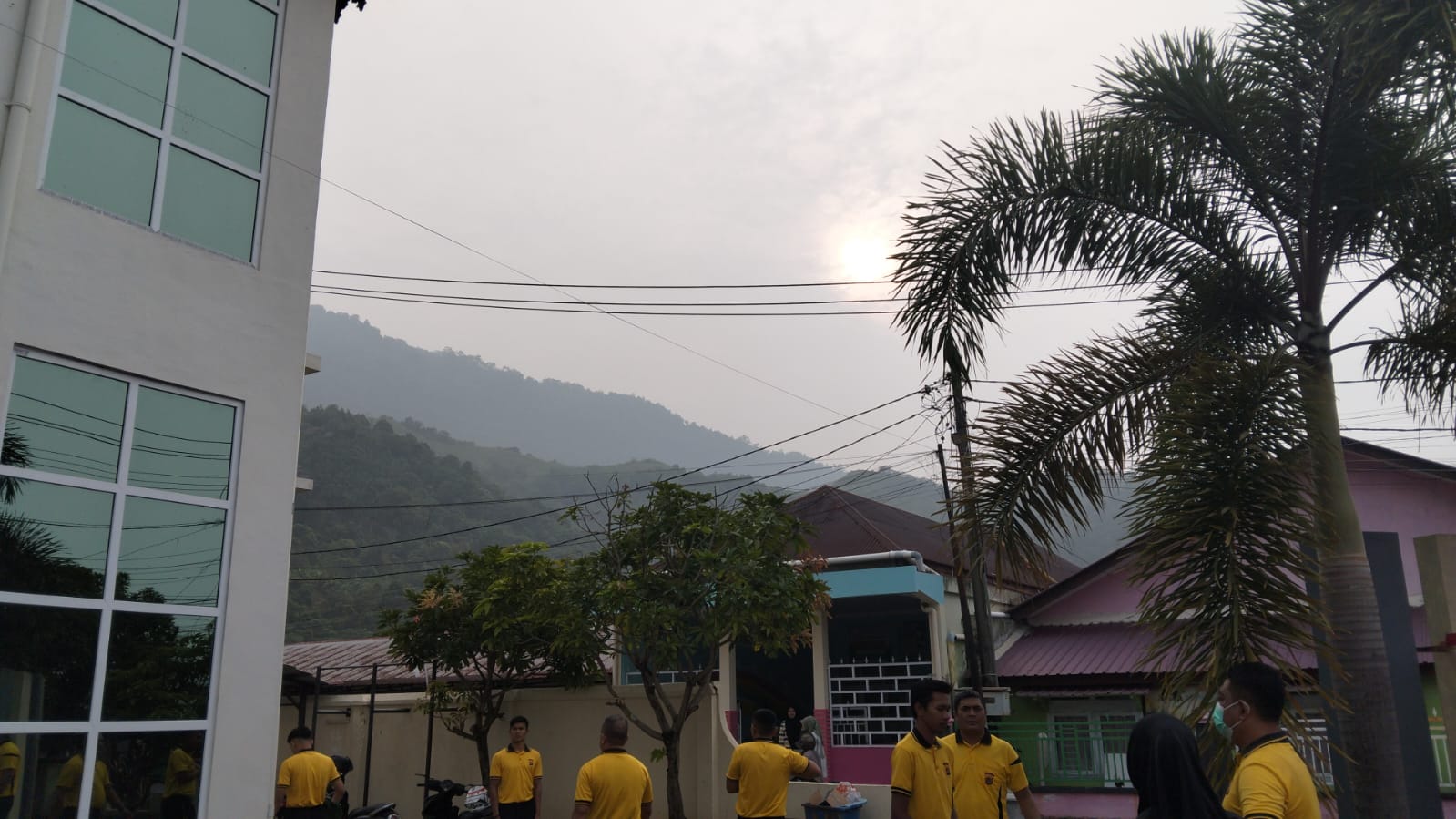 Kabut Asap Selimuti Aceh Selatan, Kapolres Imbau Warga Pakai Masker dan Kurangi Aktivitas Luar Ruangan