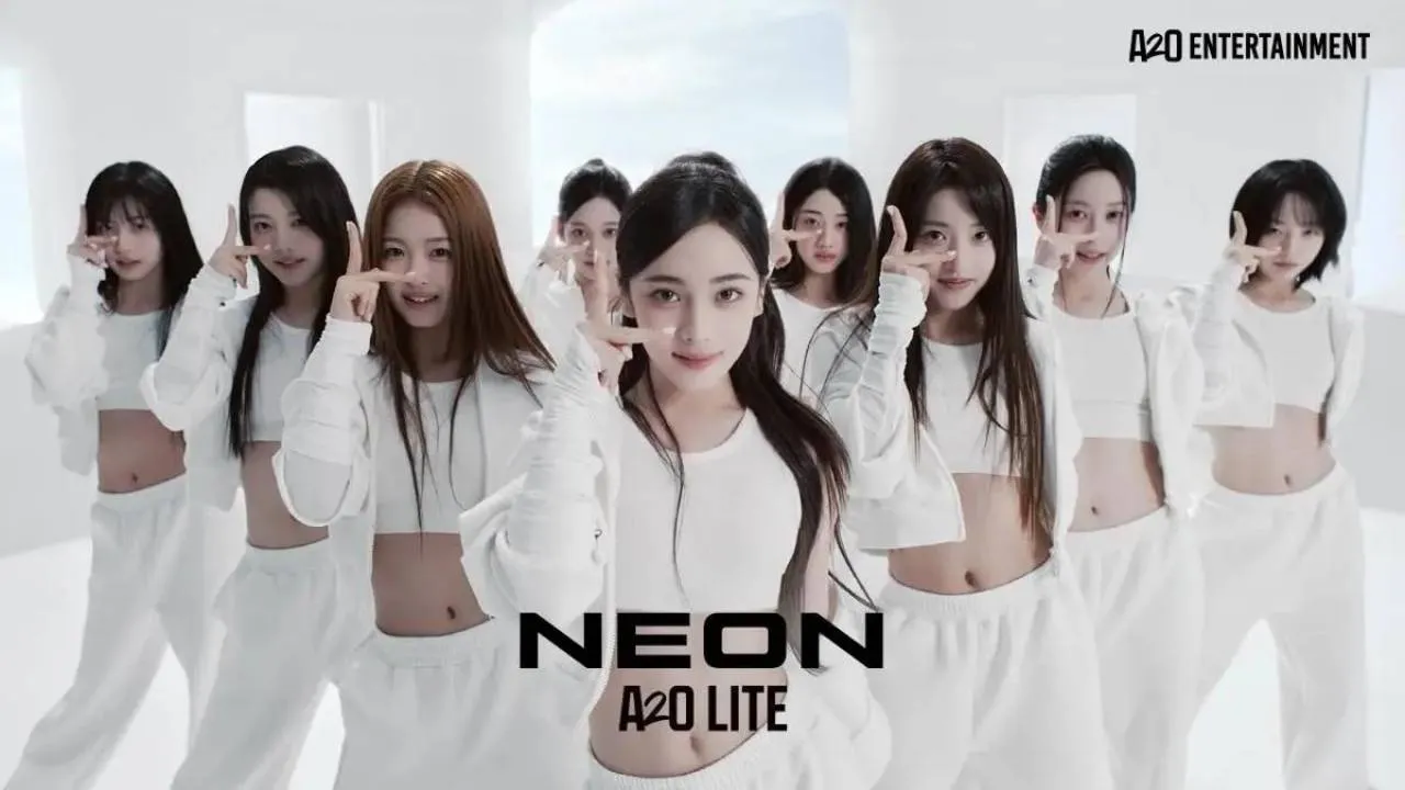 A20 LITE Resmi Debut, Lee Soo Man Perkenalkan Dua Grup Baru