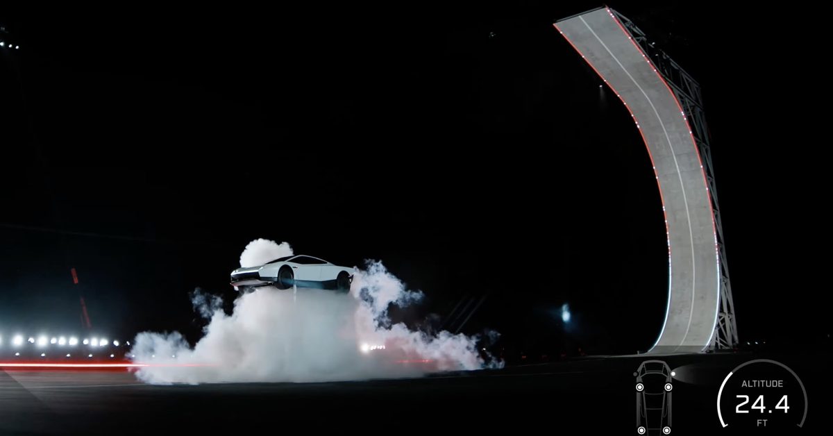 Tesla Roadster Generasi Baru Diklaim Bisa Terbang dan Melaju Terbalik
