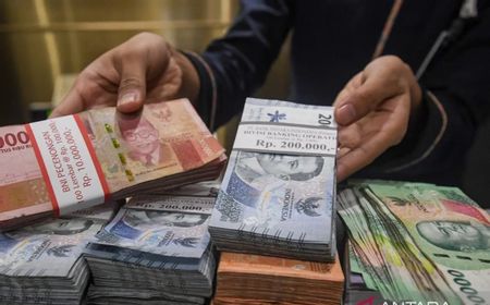 Rupiah Tembus Rp18.021 per Dolar AS, BI Intervensi Tiga Jalur