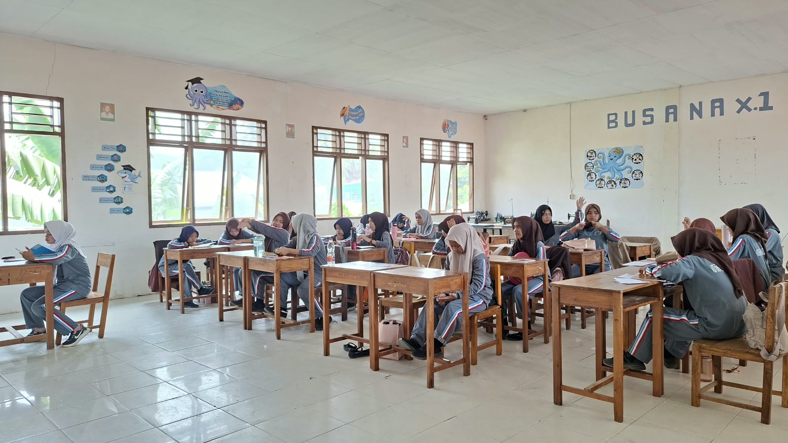 SMKN 1 Majene Siapkan 3 Skenario KBM Antisipasi Kabut Asap Karhutla Sesuai Imbauan Disdikbud Sulbar