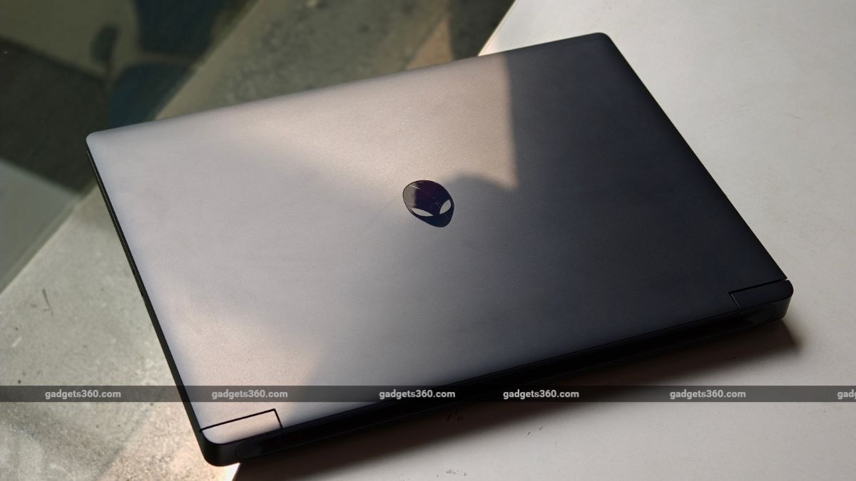 Review Dell Alienware 15 2026: RTX 5050 dan Ryzen AI 7 260