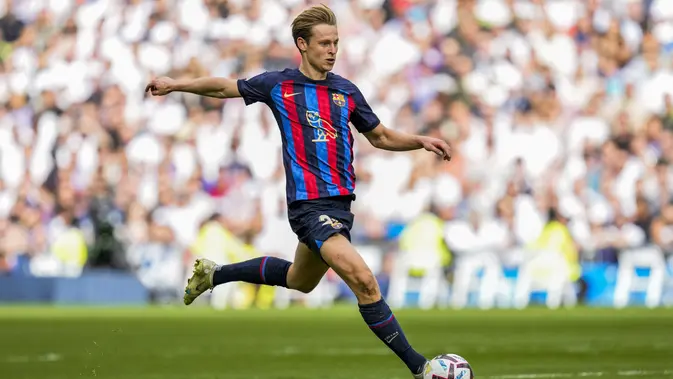 MU dan Chelsea Ragu Rekrut Frenkie de Jong Gara-gara Cedera Lutut
