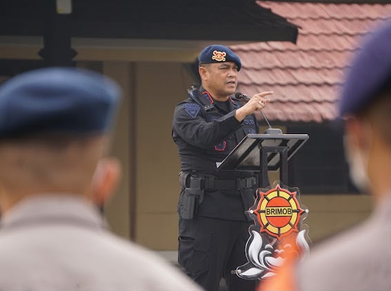 Mabes Polri Kirim 216 Personel dan 2 Kendaraan Water Cannon ke Sumsel, Diterjunkan ke 16 Titik Karhutla