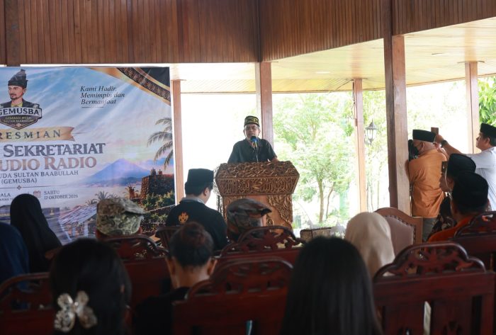 Sultan Ternate Resmikan Studio Radio Gemusba, Minta Siaran Fokus Edukasi Budaya dan Hindari Gosip