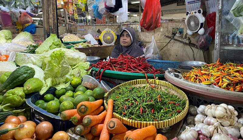 Cabai Besar di Pasar Sanggam Berau Naik Rp10.000 Jadi Rp80.000 per Kilogram
