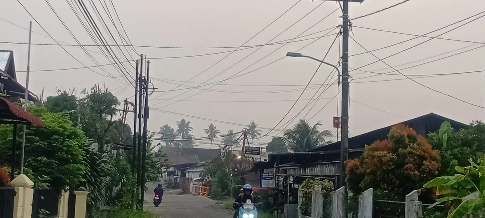 Ketua DPRD Padang Muharlion Desak Pemerintah Pusat Bertindak Cepat Atasi Kabut Asap Karhutla