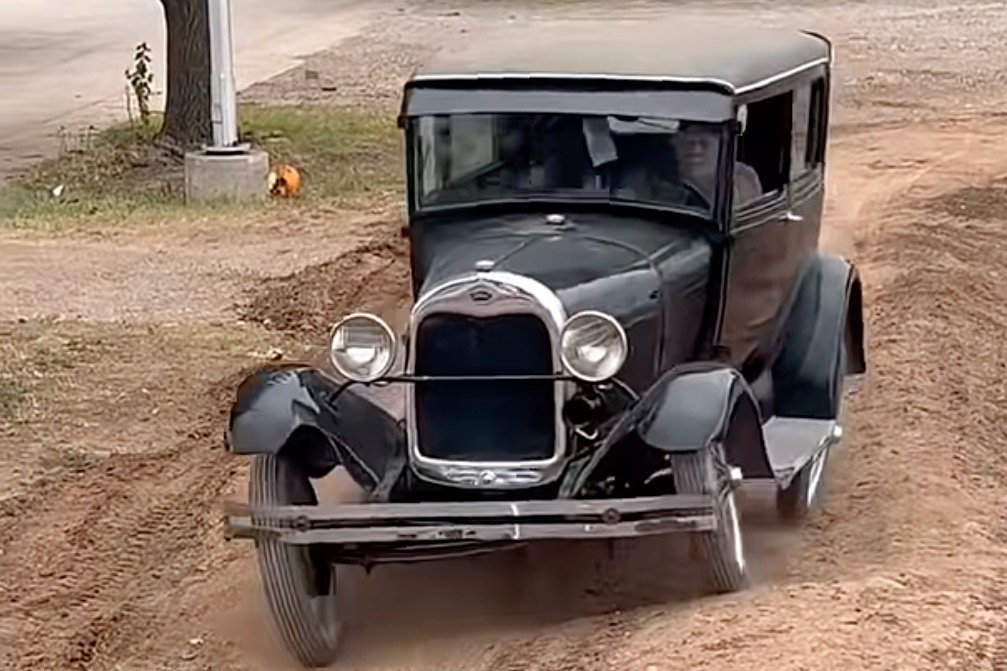 Ford Model A 1928 Lolos Trek Off-Road Ram di Oklahoma State Fair