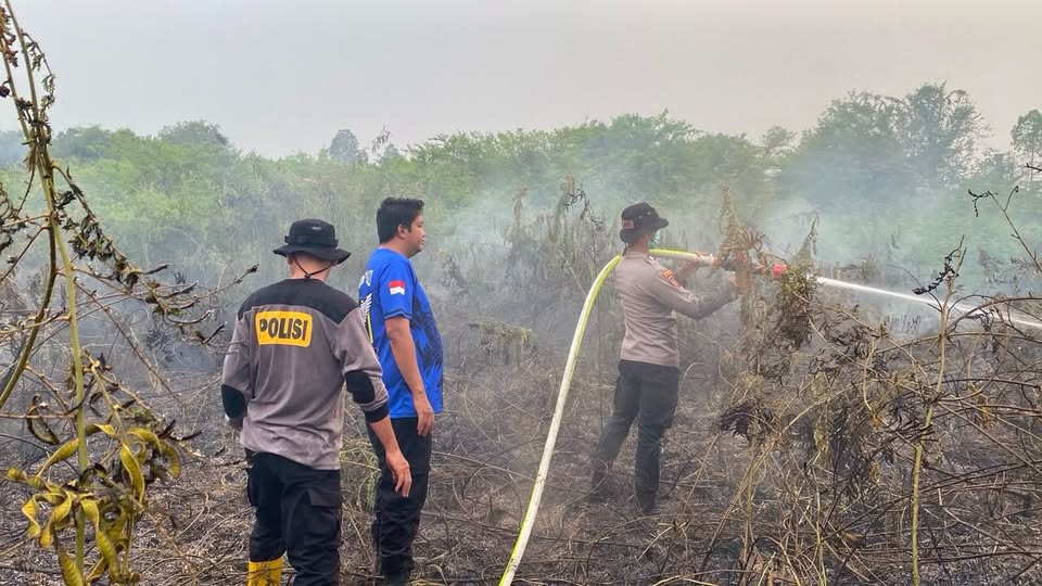 Karhutla di Muara Pahu Kutai Barat Hanguskan 1 Hektare Lahan Gambut, Api Padam Setelah 3 Jam