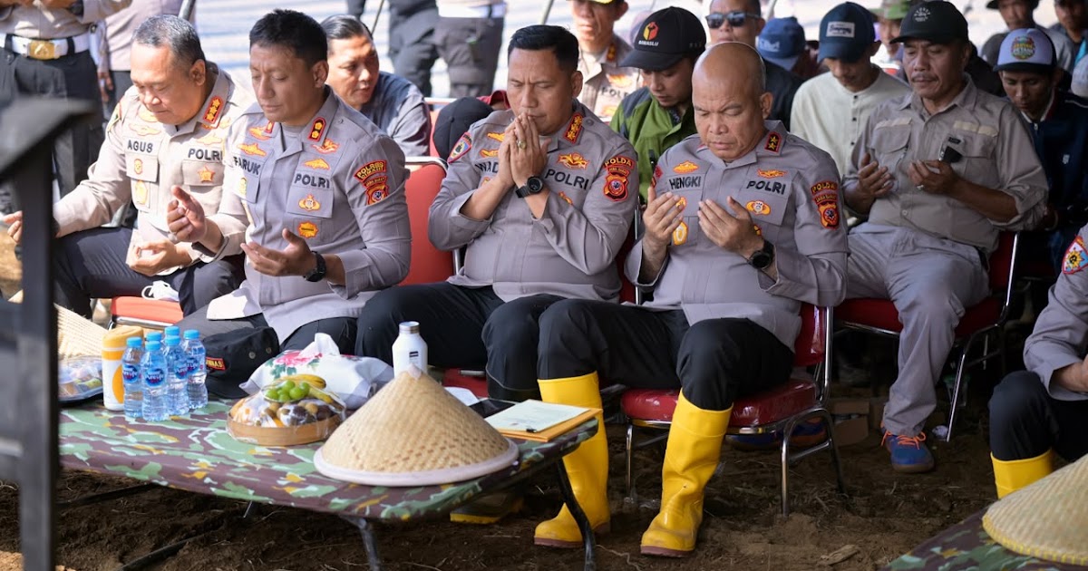 Kapolda Jabar Tanam 1 Ton Bibit Bawang Putih di Lahan 1,2 Hektare Bandung Barat, Dukung Swasembada Pangan
