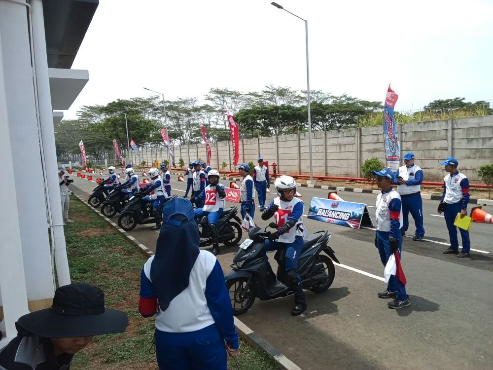 Duta Keselamatan Sekolah Binaan Honda Aceh Wakili Aceh Tamiang di Safety Riding Academy 2026 Semarang