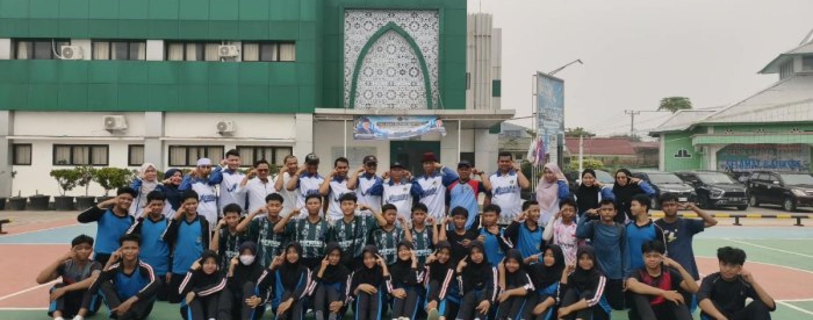 MTsN 2 Kota Jambi Lepas Kontingen Kompas 2026, Target Juara Umum Ketiga Kalinya