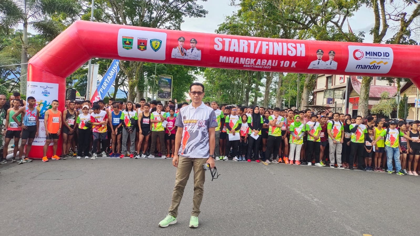 Pelatih Hendra Ferry Antar Atletik Sijunjung Sumbang 15 Medali di Porprov Sumbar 2026