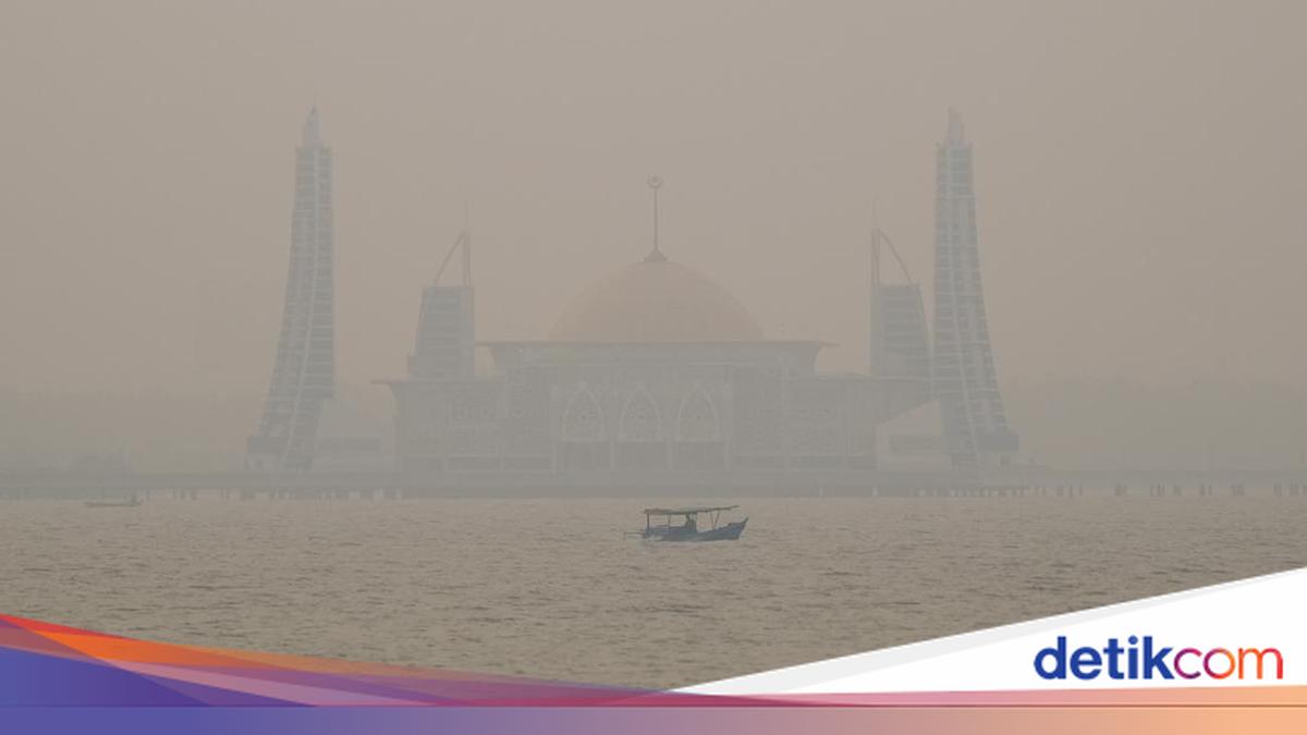 Karhutla Maluku Halangi 18 Wisudawan UPI Hadiri Prosesi di Bandung, Ijazah Tetap Dijamin Elektronik