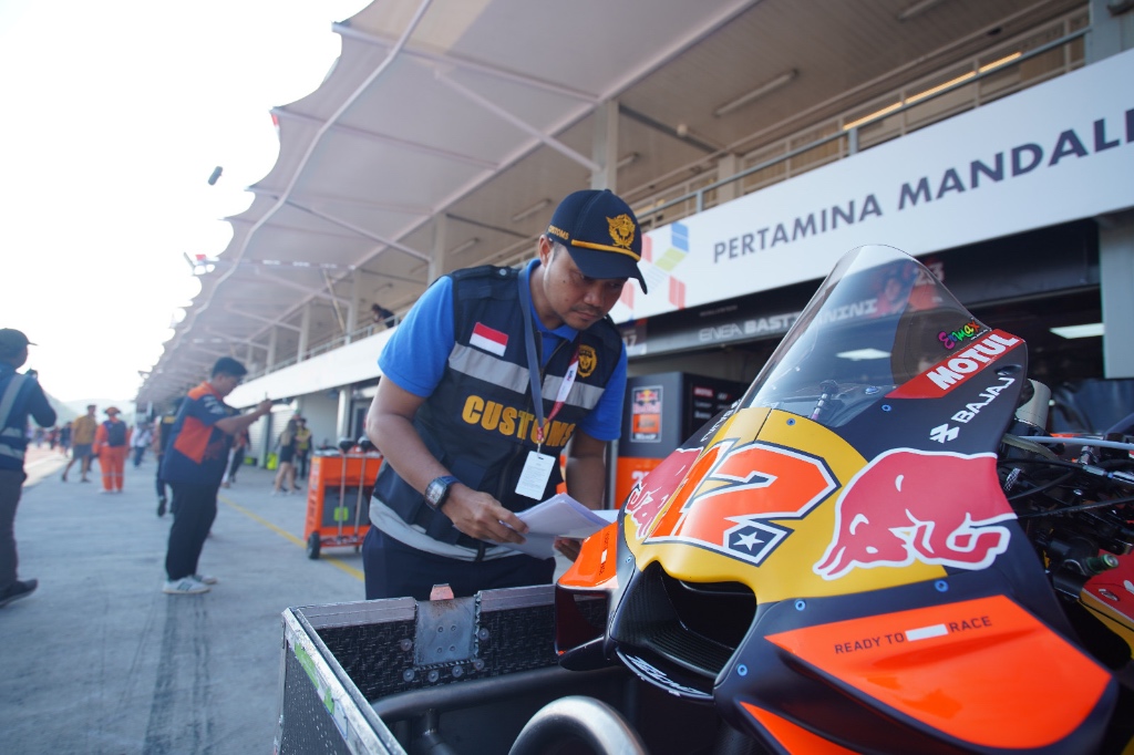 Logistik MotoGP Mandalika Bebas Bea Masuk Lewat Skema KEK dan ATA Carnet
