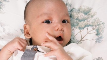 Potret Gemas Kendrick, Anak Adinda Thomas yang Baru Berusia Sebulan
