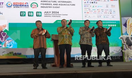 PLTS 100 GW Diperkirakan Ciptakan 5,5 Juta Lapangan Kerja, Investasi Rp1.100 Triliun