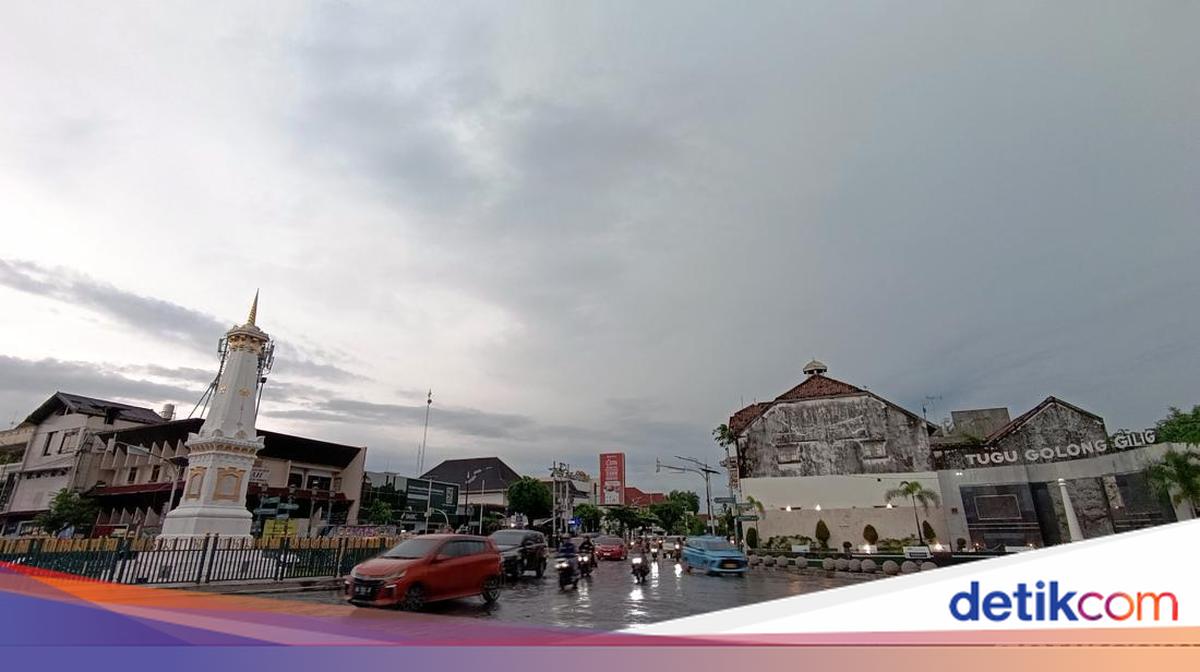 BMKG DIY: Hujan Ringan Guyur Kota Jogja hingga Lereng Merapi Siang Ini, Pantai Bantul Cerah Berawan