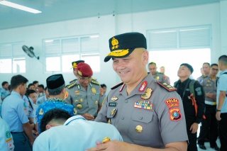 Kapolda Sulbar Tegaskan Rekrutmen Polri Gratis di SMKN 1 Rangas Mamuju, Siswa Diminta Tak Takut Bermimpi