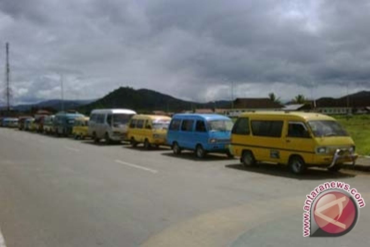 Kemendes Dorong Kolaborasi Pusat-Daerah-BUMN untuk Penuhi Angkutan Desa di Gorontalo dan Daerah Tertinggal