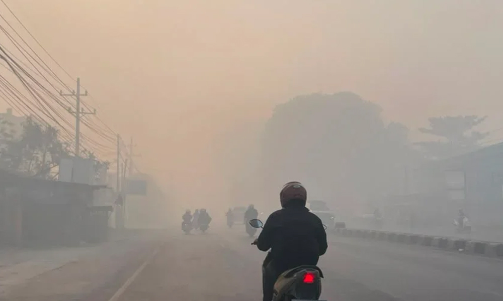 Kabut Asap Kiriman Jambi dan Sumsel Selimuti Bengkulu, Jarak Pandang Masih 6-8 Kilometer
