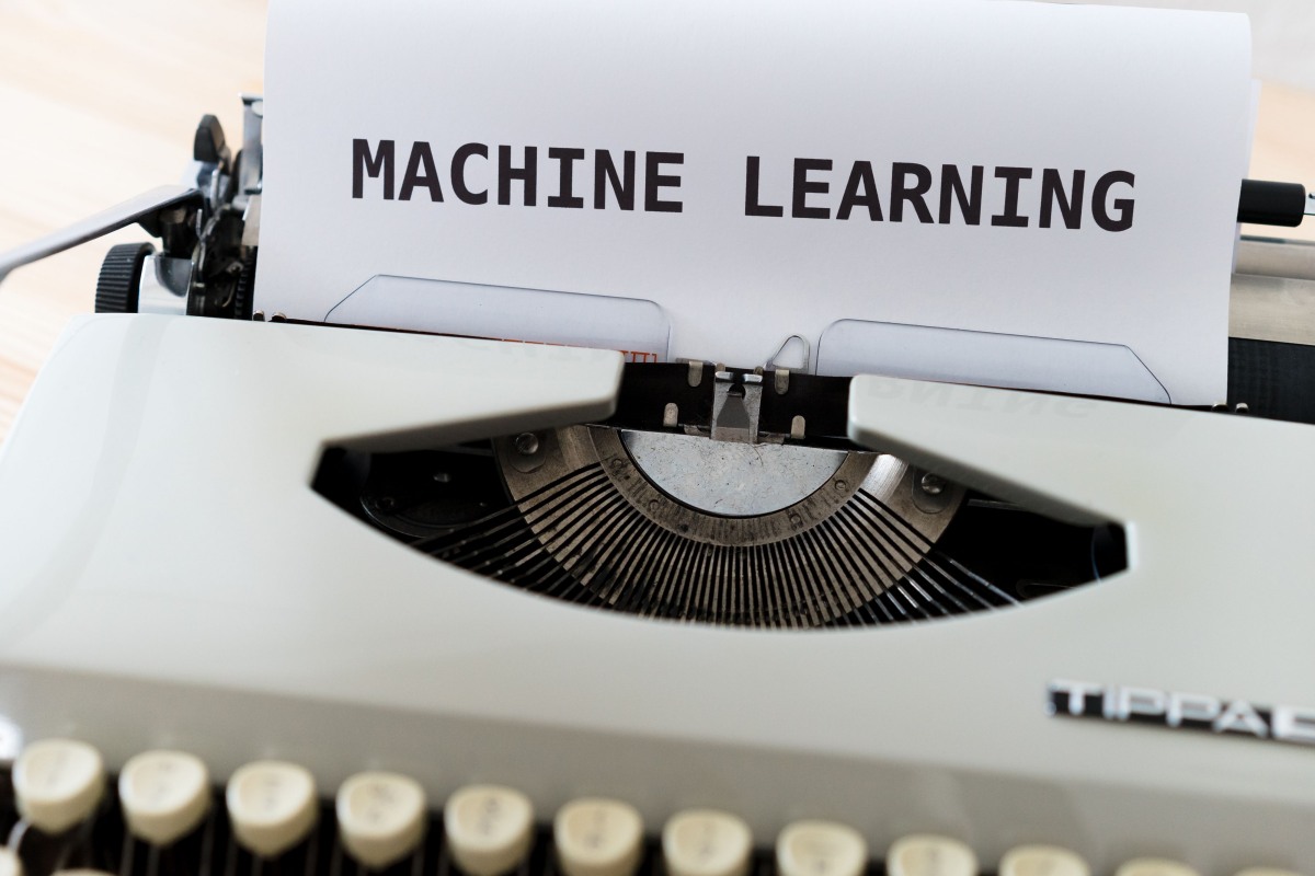 Machine Learning: Cara Kerja, Jenis, dan Contohnya di Aplikasi Sehari-hari
