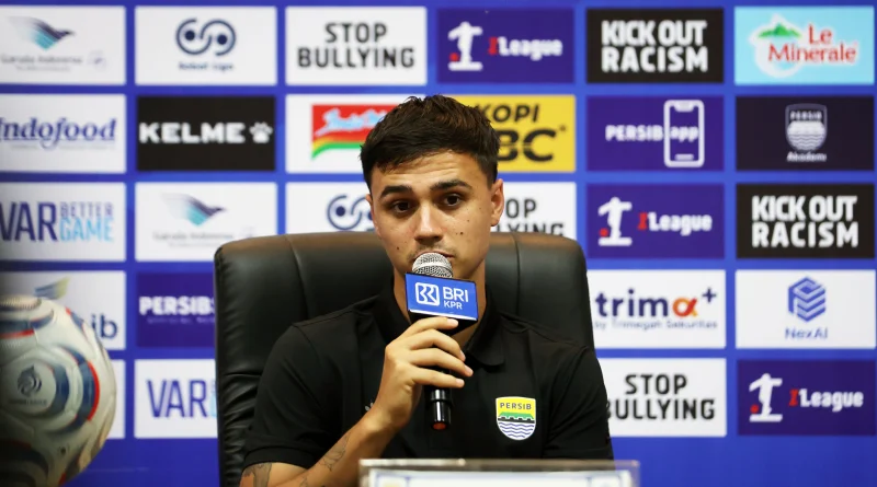 Eliano Reijnders Julukan Iron Man dari Igor Tolic, Absen Sekali di 8 Laga Persib Bandung