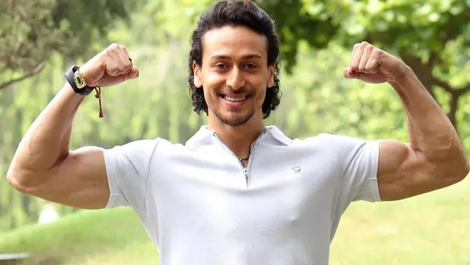 Tiger Shroff Ditembaki di Juhu Mumbai, Sopir Terluka