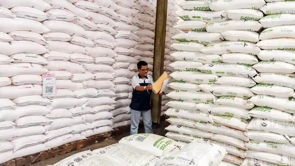 PT Pupuk Kujang Jamin Stok Pupuk Bersubsidi di Tasikmalaya Capai 4.937,5 Ton Jelang Musim Tanam