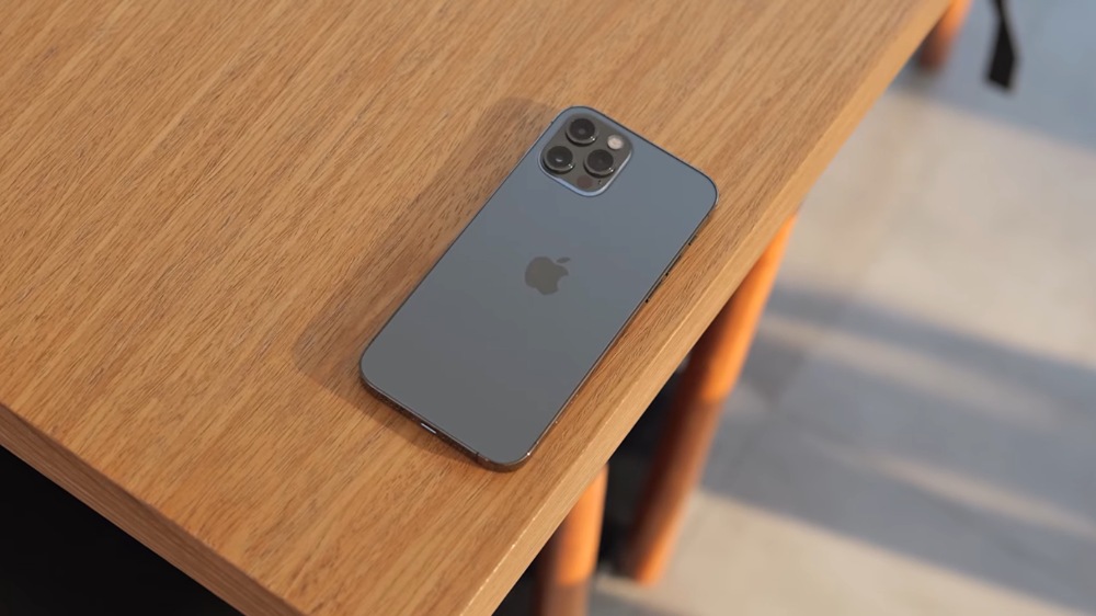 Review iPhone 12 Bekas: Layar OLED 6,1 Inci Masih Menarik, Tapi Cek Baterai Dulu