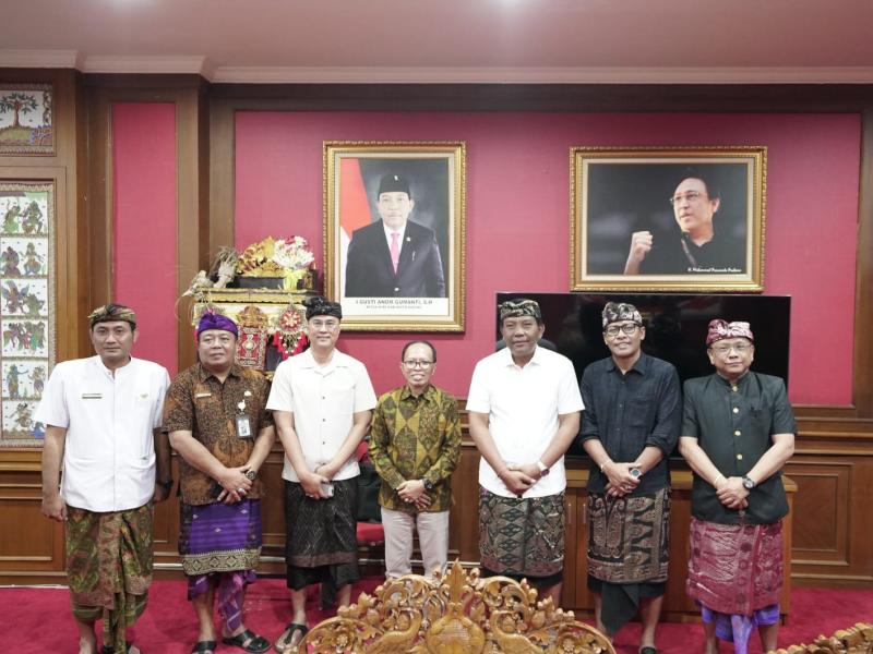 Dirjen Bimas Hindu Penuhi Undangan DPRD Badung, 400 Permohonan Tanda Daftar Pura Belum Diproses
