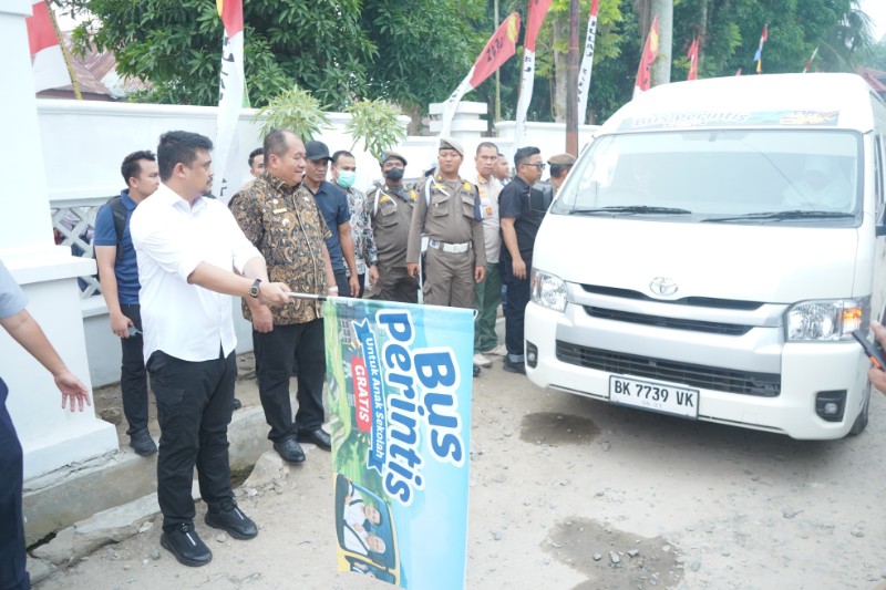 Gubernur Sumut Luncurkan Bus Perintis di Asahan, 6 Unit untuk Pelajar Pulau Rakyat dan Silau Laut
