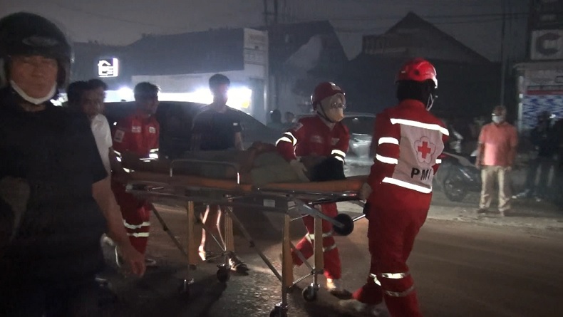 Kabut Asap Selimuti Palangka Raya, Pemotor Tabrak Mobil dan Alami Luka Kepala