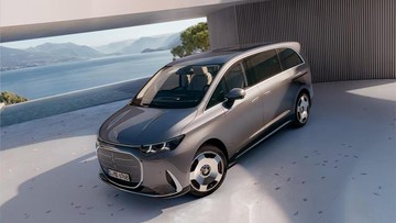 Mercedes VLE Nyaris Dijalankan Anak di Paris Motor Show, Tabrak Dinding Stan