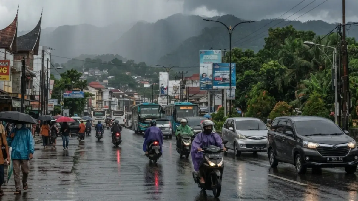 BMKG Prakirakan Hujan Petir di Padang Panjang dan Bukittinggi, 5 Kota Lain di Sumbar Hujan Ringan