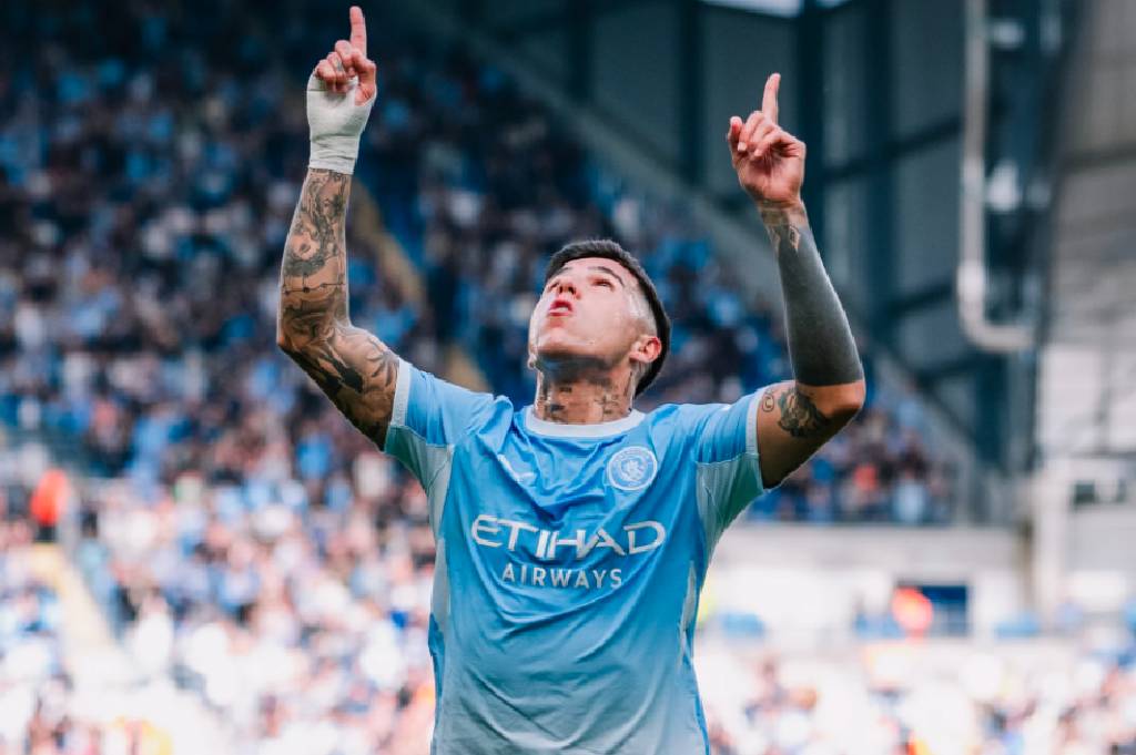 Puma Hapus Logo di Lengan Jersey Mulai 2027, Manchester City Ikut Terdampak