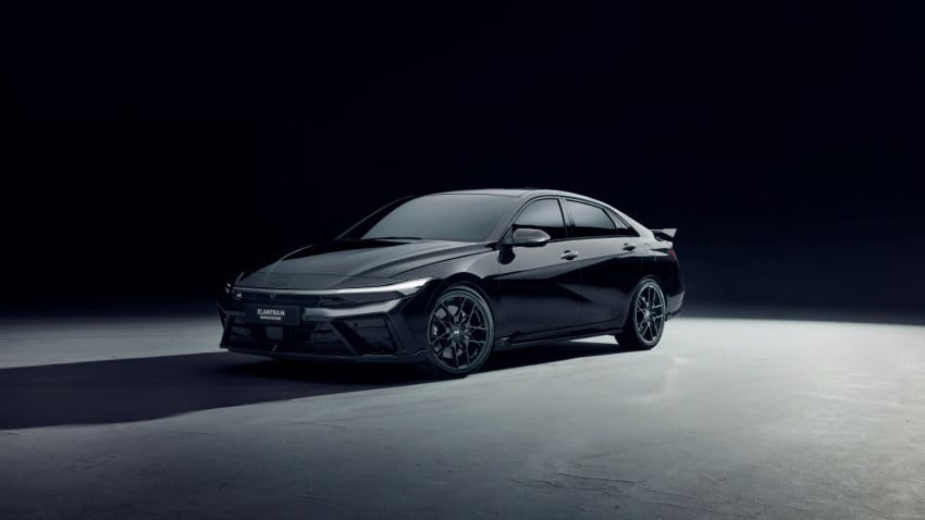 Hyundai Elantra N Monochrome Meluncur, Kini Ada Opsi Transmisi Manual 6 Percepatan