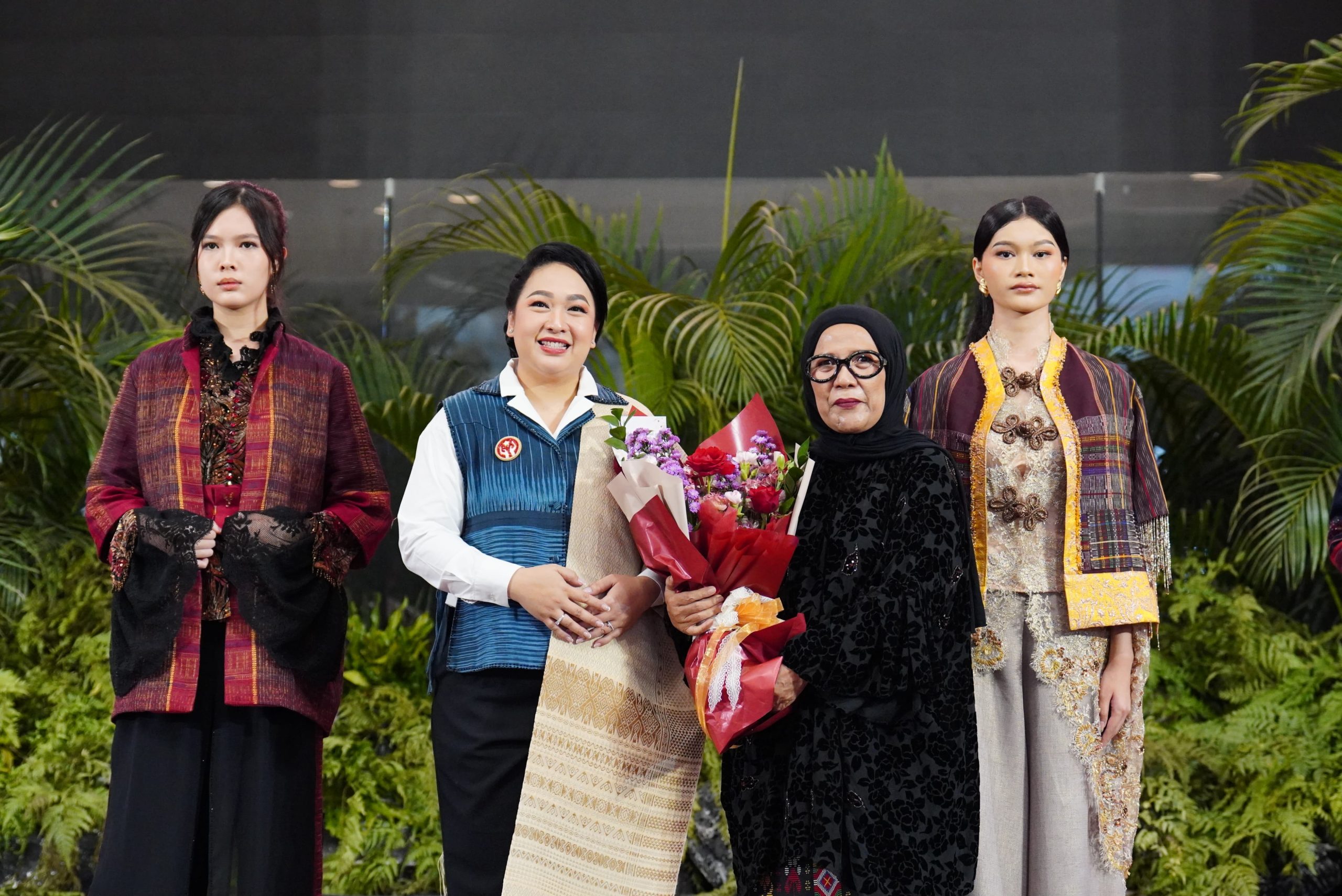 Ketua Dekranasda Kota Medan Apresiasi 4 Desainer Lokal di MFCF 2026, La'Mojo hingga Wieke Dwiharti Tampil di Sun Plaza