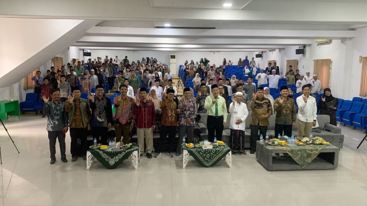 UIB Bogor Bahas Pendirian Magister Manajemen Pesantren di Seminar Pesantren dan Pembangunan Nasional